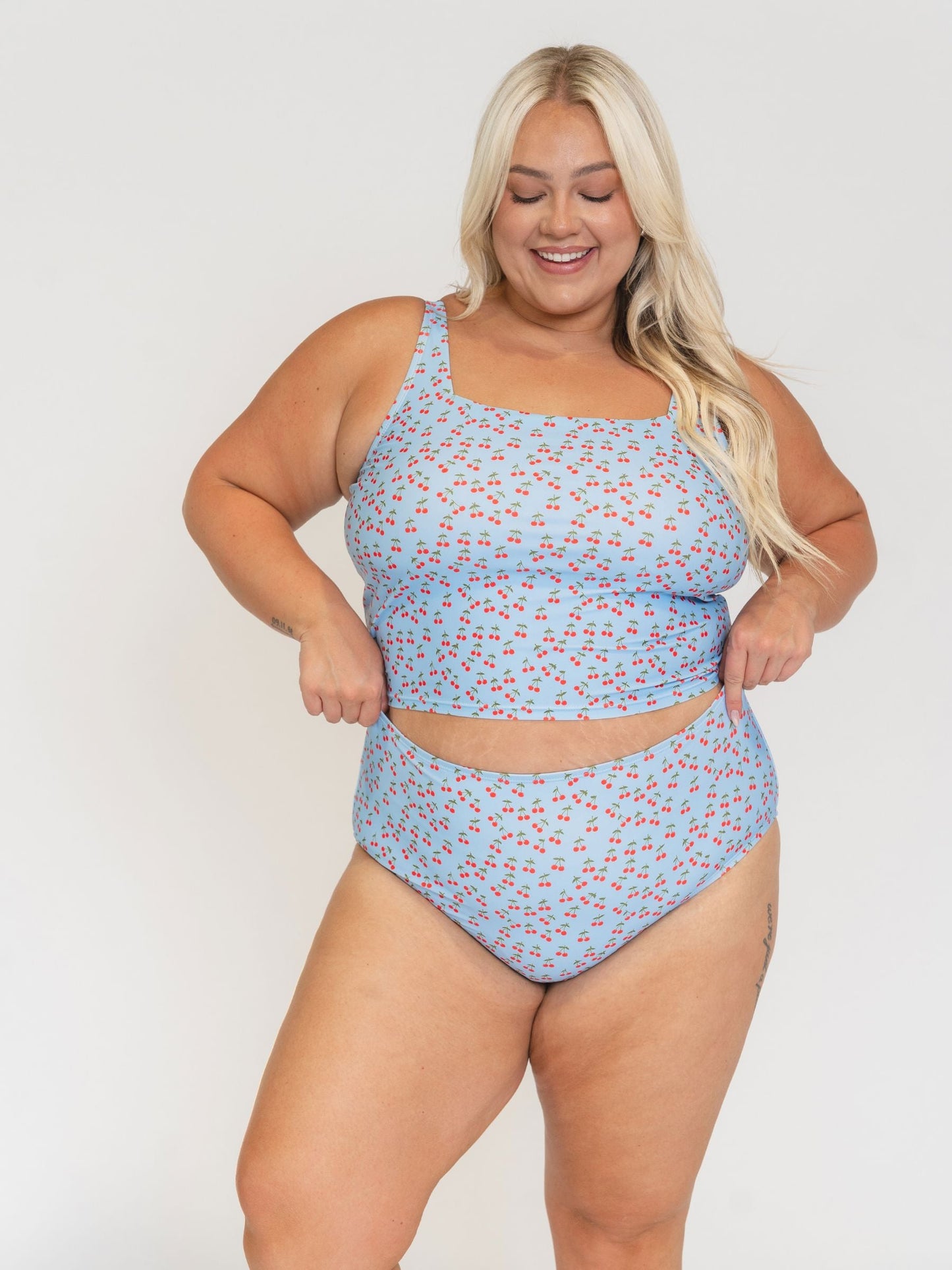 Cherries High-Waist Bottom