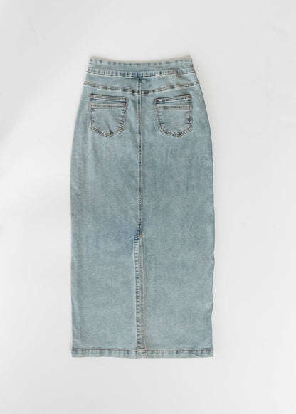 Donna Classic Wash Maxi Denim Skirt