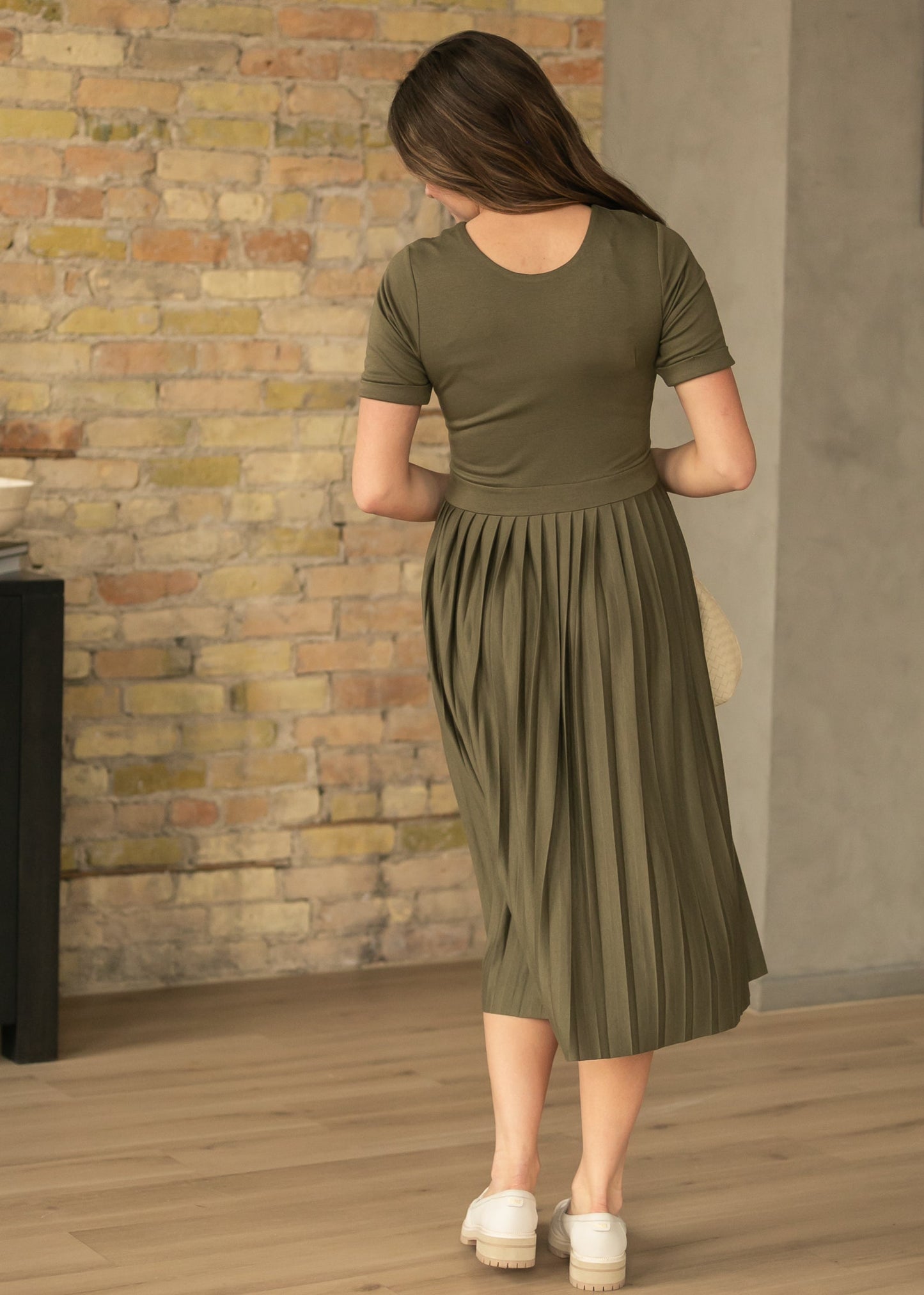 Emersyn Olive Pleated Midi Dress - FINAL SALE